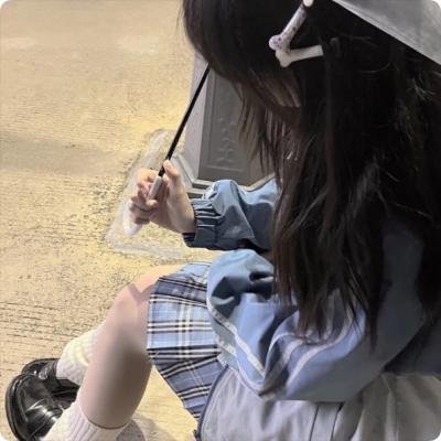 她才是主角